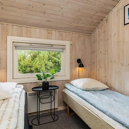Four-bedroom In 1 호텔