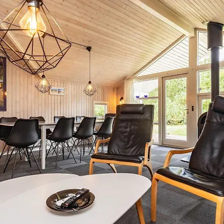 Four-bedroom In 1 호텔 Nordenbro Vesteregn
