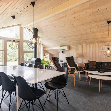 Four-bedroom In 1 호텔 Nordenbro Vesteregn